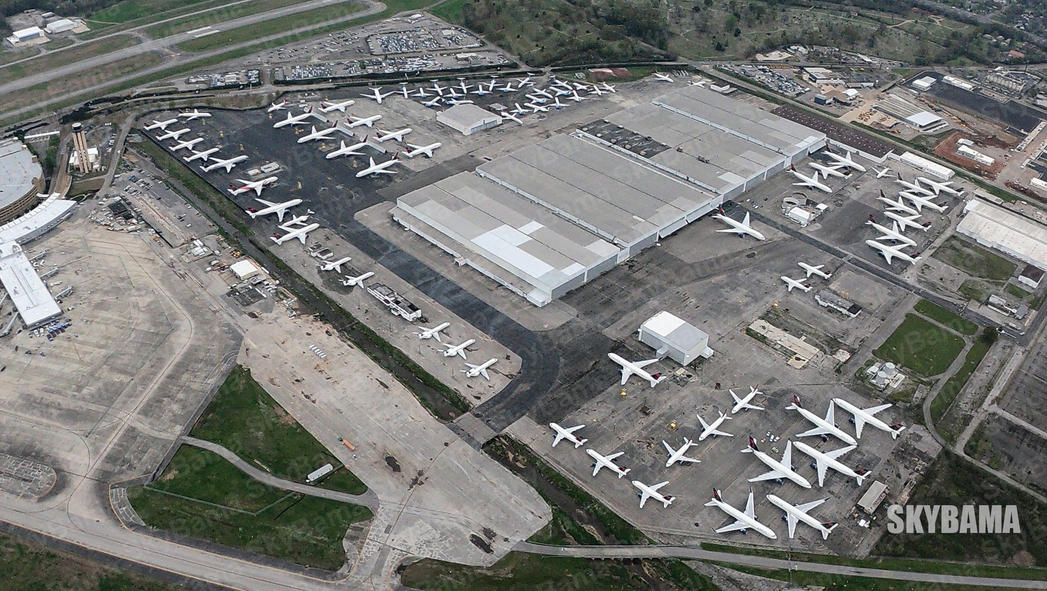 Delta parks 40+ jets at Birmingham Airport amid Coronavirus